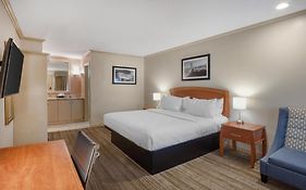 Surestay Plus Hotel By Best Western Mountain View